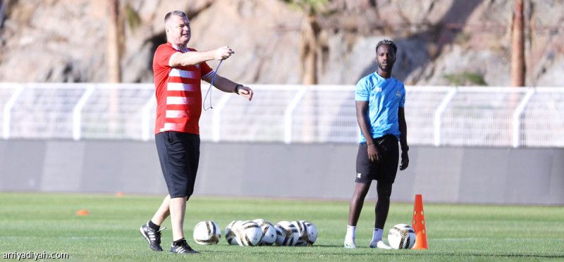 مناورة تعد العين