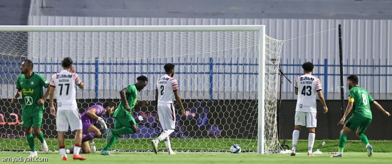 النجمة يفاجئ الرائد.. ويقصيه من كأس الملك