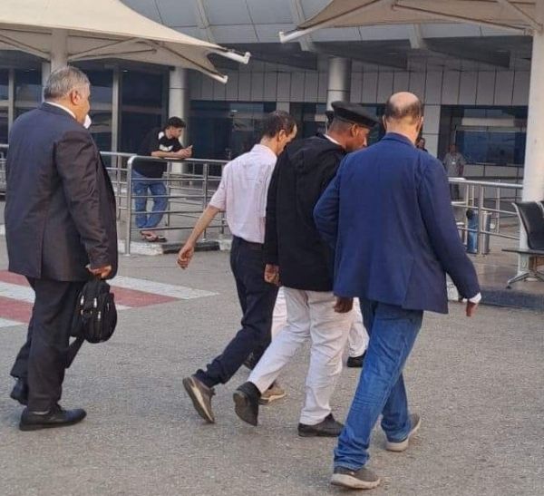 القاهرة.. إرجاء ترحيل الدكتور الشجاع إلى عدن بعد تدهور كبير في صحته