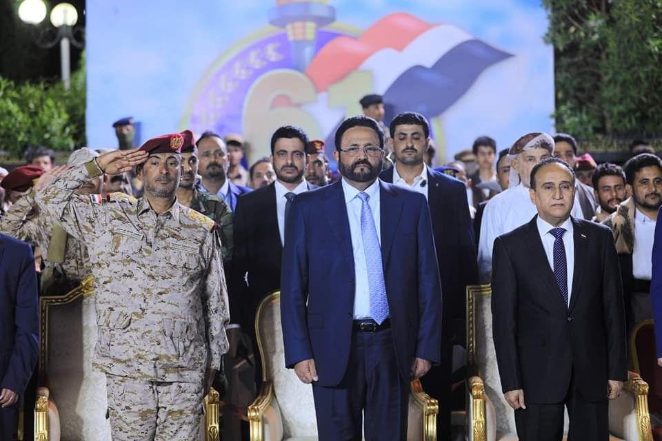مأرب.. إيقاد شعلة العيد الـ61 لثورة 26 سبتمبر بحضور عضو المجلس الرئاسي سلطان العرادة