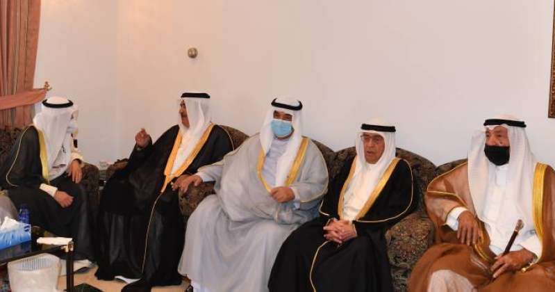 الممثل الخاص لملك البحرين يقدم واجب العزاء بوفاة الشيخ مبارك عبدالله الأحمد
