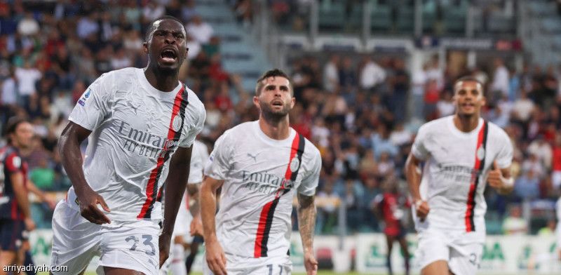 ميلان يقلبها على كالياري بثلاثية