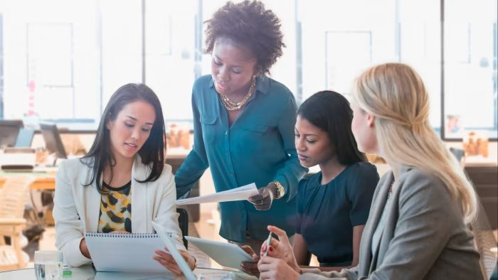 مستقبل التوظيف: الحوسبة والرعاية الصحية في المقدمة