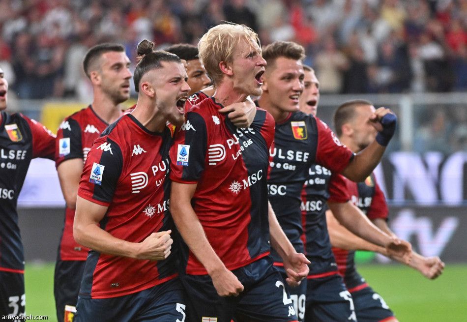 جنوى يضرب روما برباعية