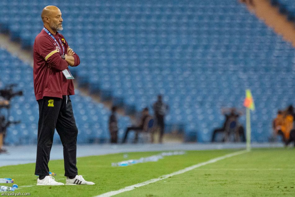 الشوط الثاني يتخلى عن الاتحاديين