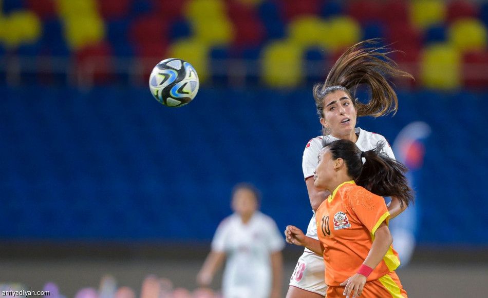 لبنان يتوج بلقب «دولية السيدات»