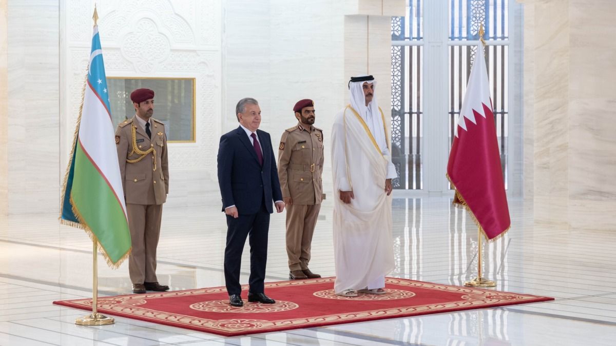 سمو الأمير ورئيس أوزبكستان يعقدان جلسة مباحثات رسمية