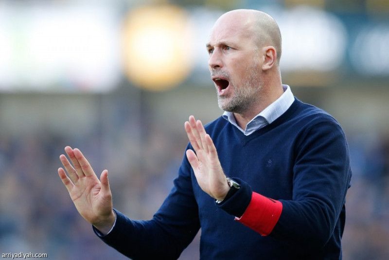 الشباب يقترب من كليمنت