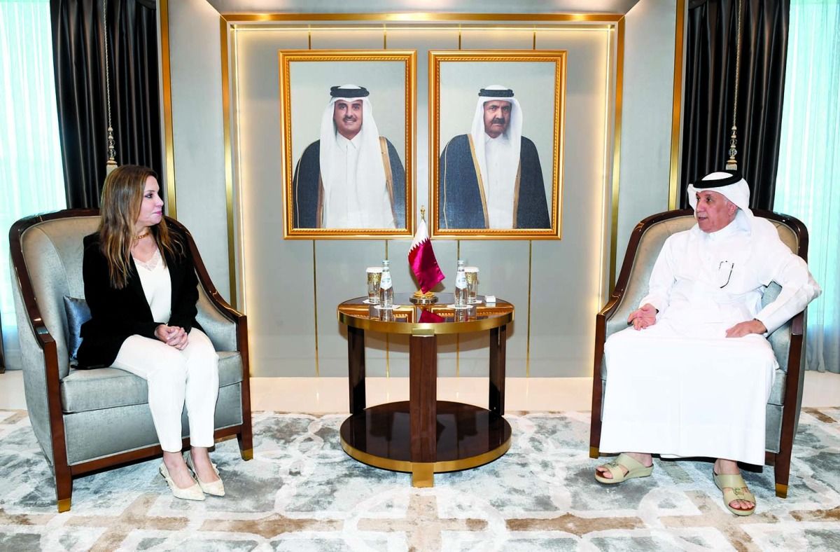 استعراض العلاقات مع لبنان