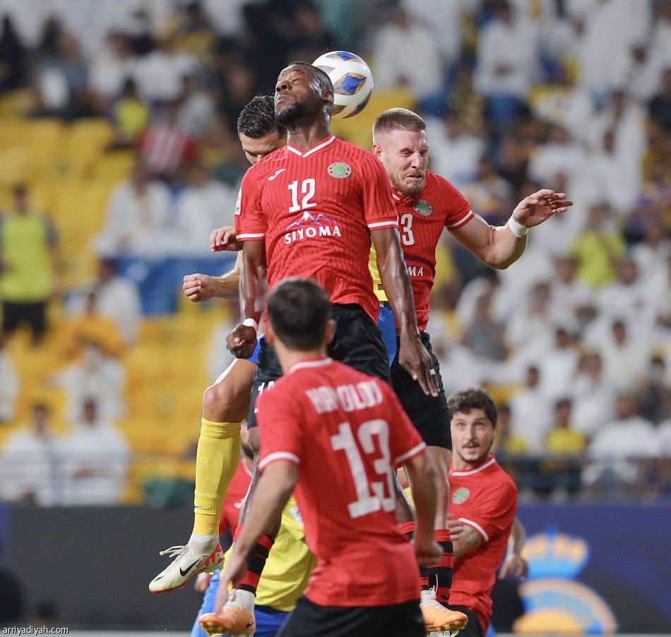 اليسرى تسيطر على «الدون»