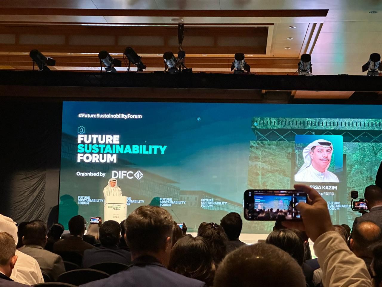 مركز دبي المالي العالمي يطلق أول إطار للتمويل المستدام