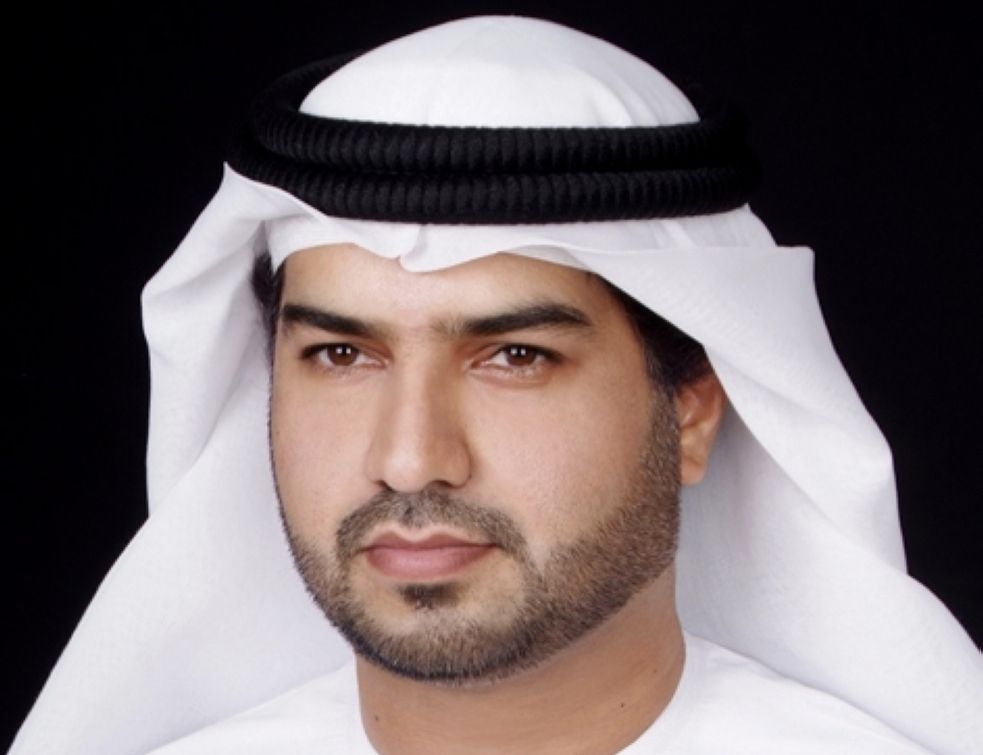 نسيها قرب مسبح الفندق.. شرطة دبي تعيد ساعة ثمينة إلى صاحبها في السعودية