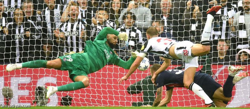 نيوكاسل يسحق سان جيرمان برباعية