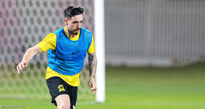 الاتحاد مكتمل الصفوف