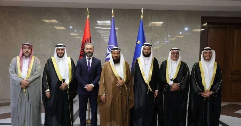 لقاء وفد مجموعة الصداقة البرلمانية الكويتية - الألبانية بنائب وزير أوروبا والشؤون الخارجية للدبلوماسية الاقتصادية الألباني بيسارت كاديا
