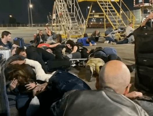 يديعوت أحرونوت : شركات الطيران الدولية تلغي رحلاتها إلى إسرائيل