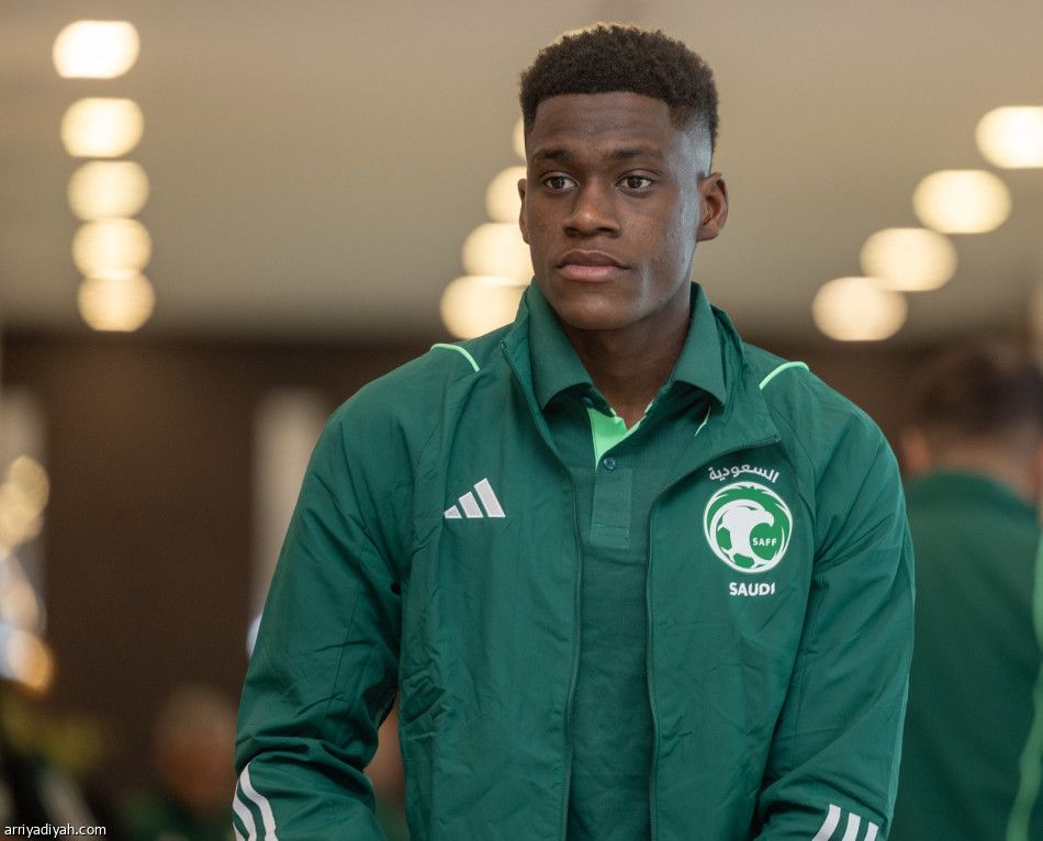 الأخضر يطير إلى البرتغال