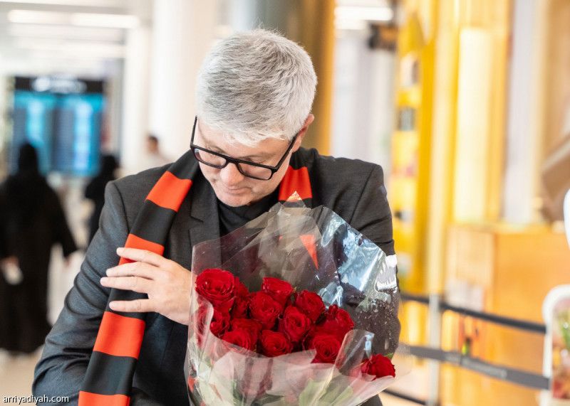 أزمة الملاعب تجبر الرياض على المجمعة