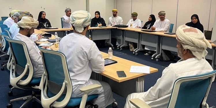 “النقل والاتصالات ” تناقش الممكنات التي تدعم الاستثمار في قطاعات اللوجستيات