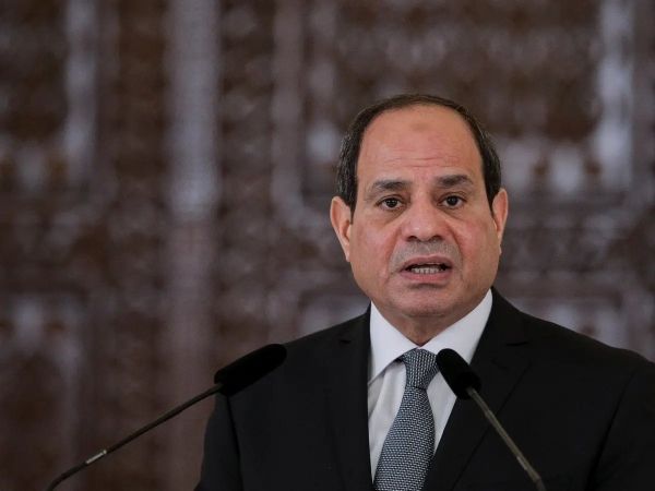 مصر تتوسط لإنهاء التصعيد بغزة والجامعة العربية تجتمع لوقف العدوان