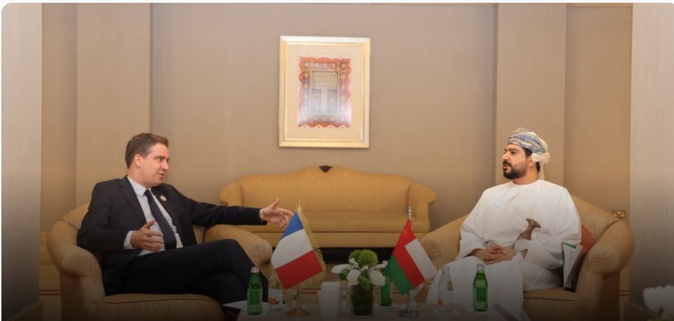 سلطنة عُمان تبحث تعزيز التعاون التجاري والاقتصادي مع الاتحاد الأوروبي