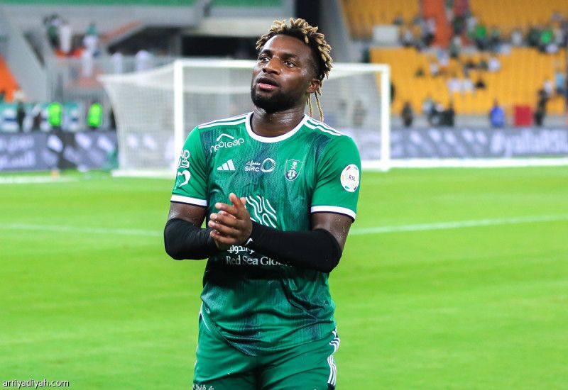 ماكسيمان يقترب من الجاهزية