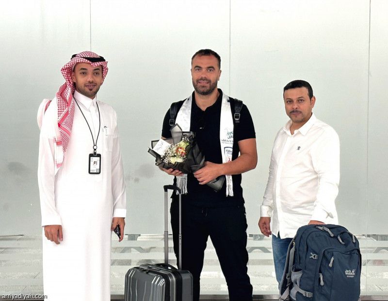 اليوم.. المناعي يقود أبها