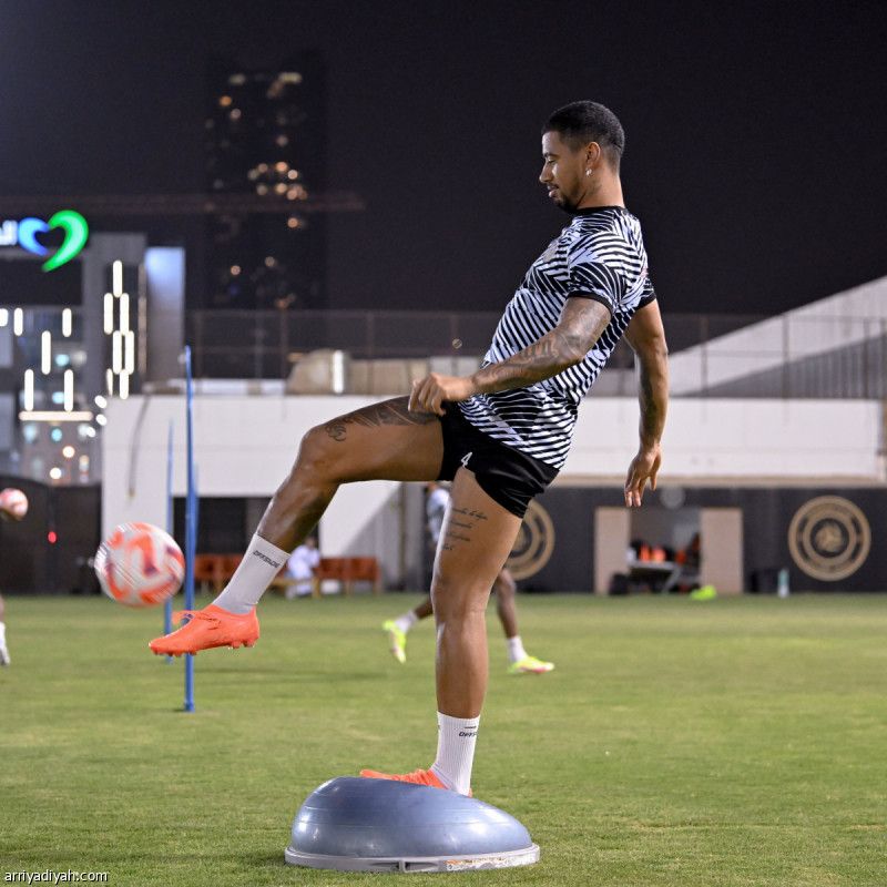 فاز مرتين.. الشباب يتراجع 39 %