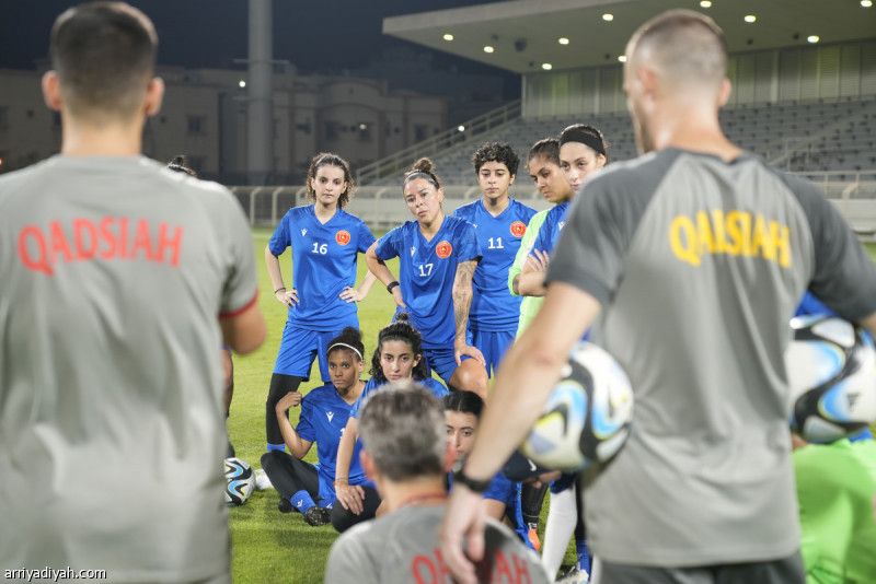 دوري السيدات.. القادسية يختتم تحضيرات الهلال بـ 26 لاعبة