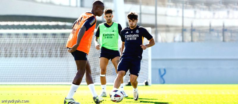 دياز يختار المغرب