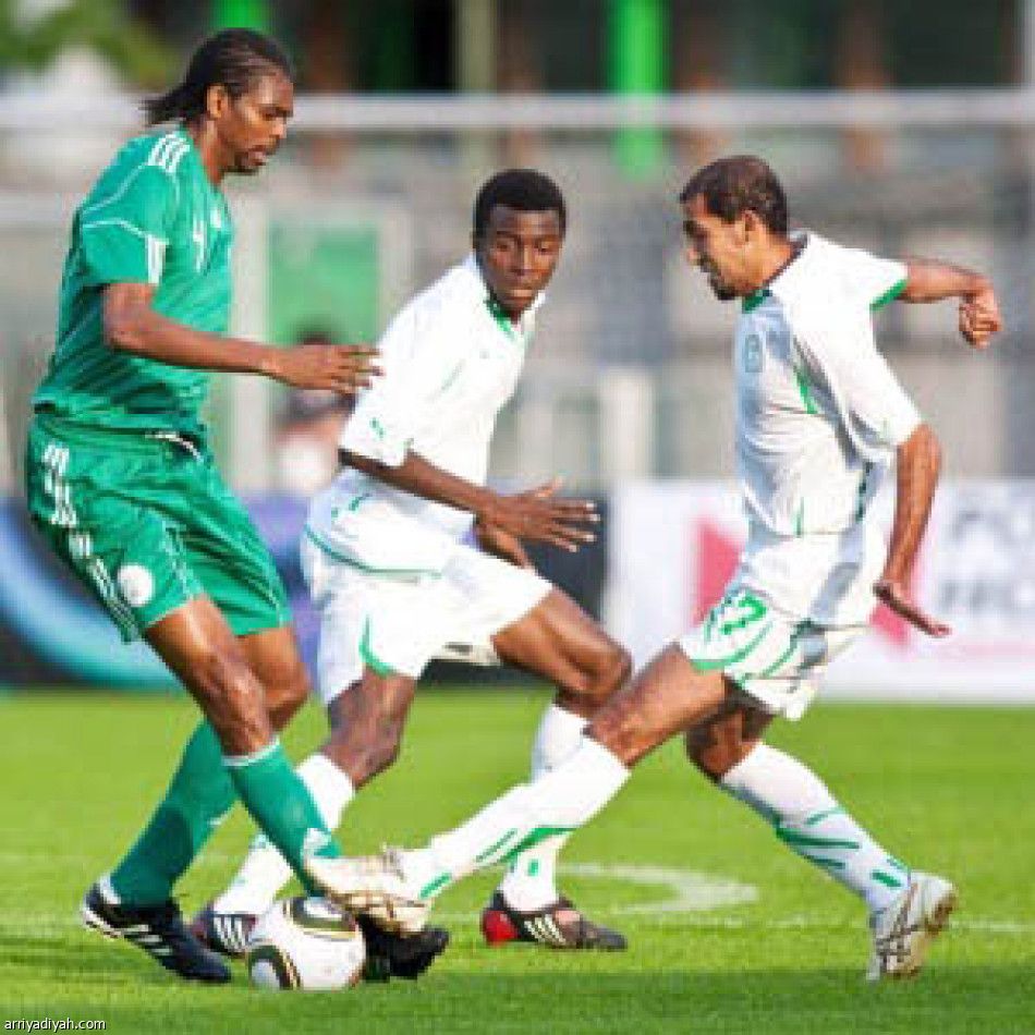 طريقان أمام «الأخضر»