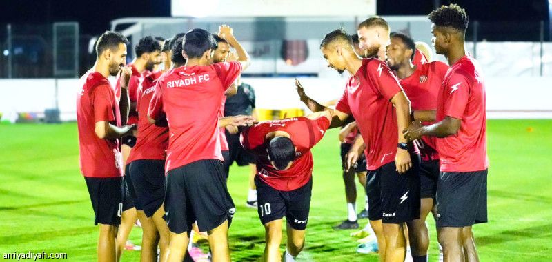 روجيرو يبدأ مهمة الرياض