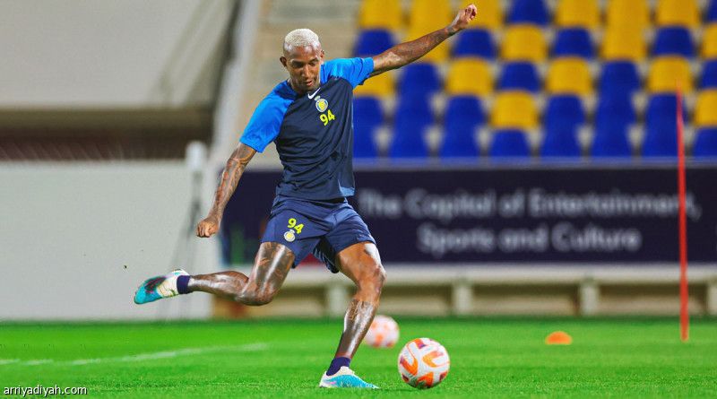 النصر يطلب ظهير الشباب