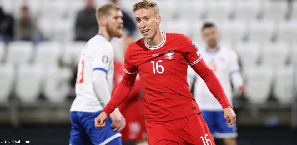 ألبانيا تعزز الصدارة بثلاثية التشيك