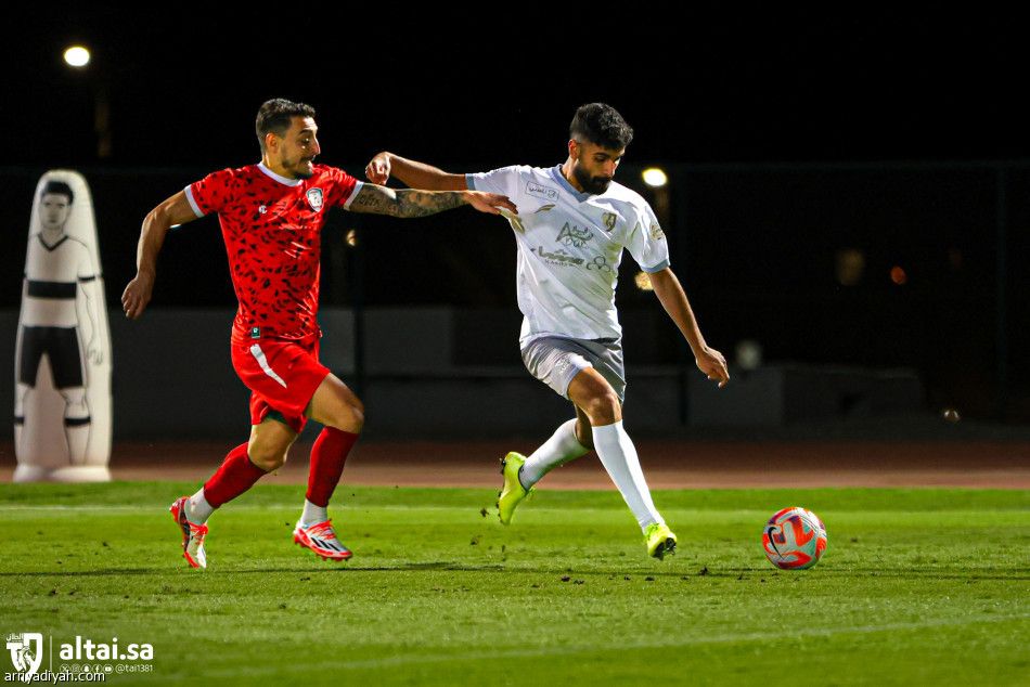 الطائي يكسب تجريبية الأخدود