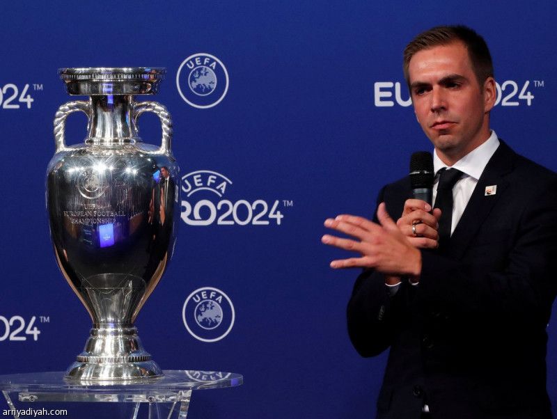 لام : «فيفا» أهمل الجانب البيئي في المونديال