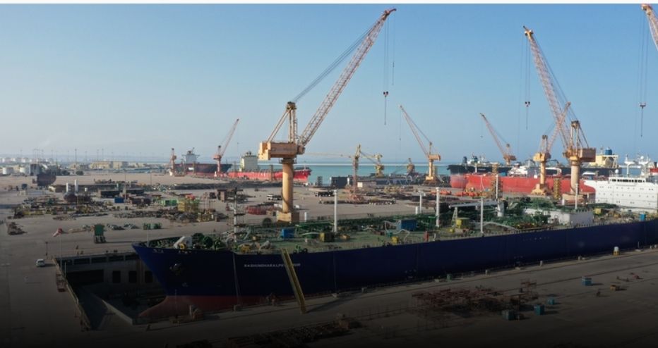 رفع القدرة الاستيعابية للحوض الجاف بالدقم .. من 6 إلى 27 سفينة