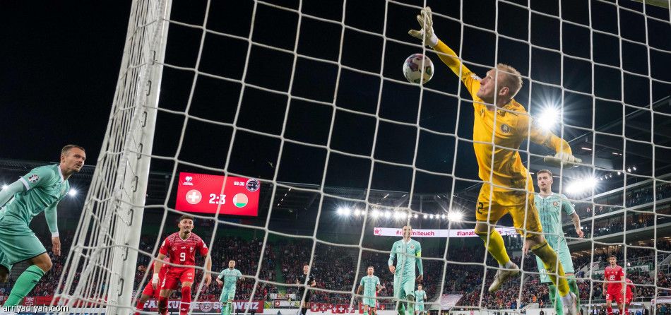 «تعادل متأخر» يعزز صدارة سويسرا