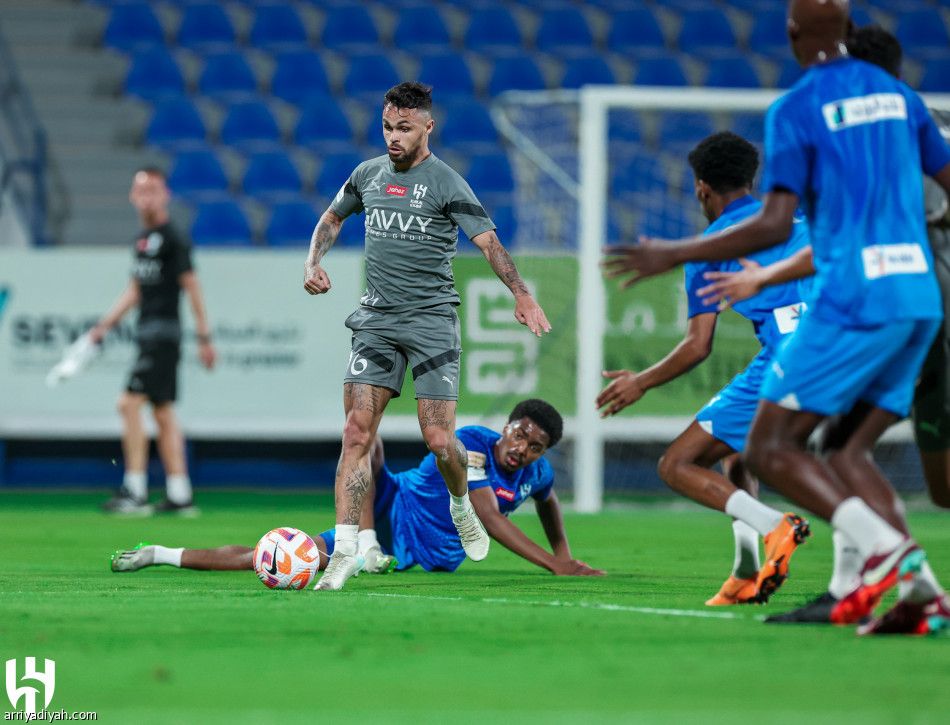 الهلال يناور شبابه.. ويستريح غدا