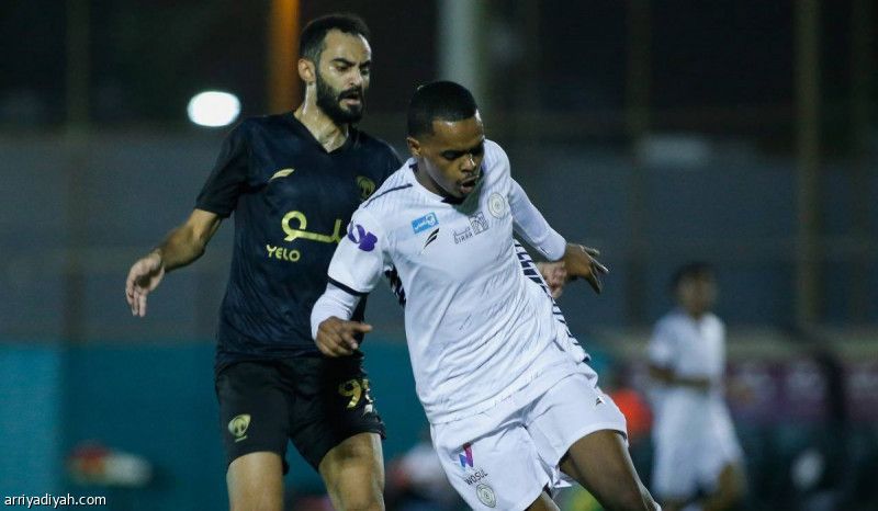 الشباب يخسر تجربة هجر بخماسية