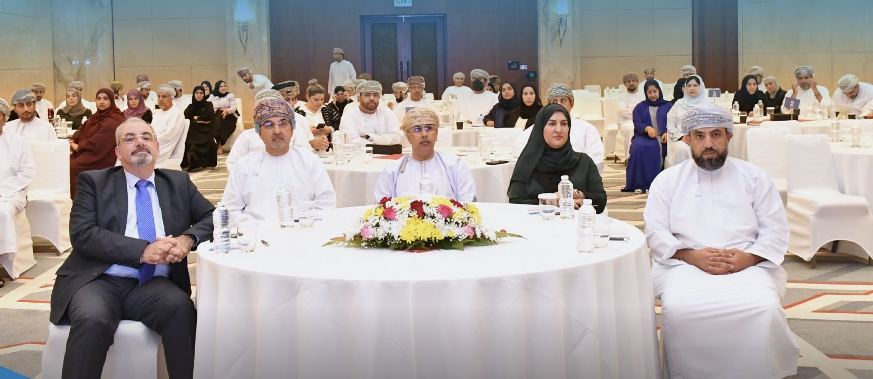 يشمل 38 موظفا.. تدشين برنامج إعداد القيادات في إدارة المؤسسات الصحية