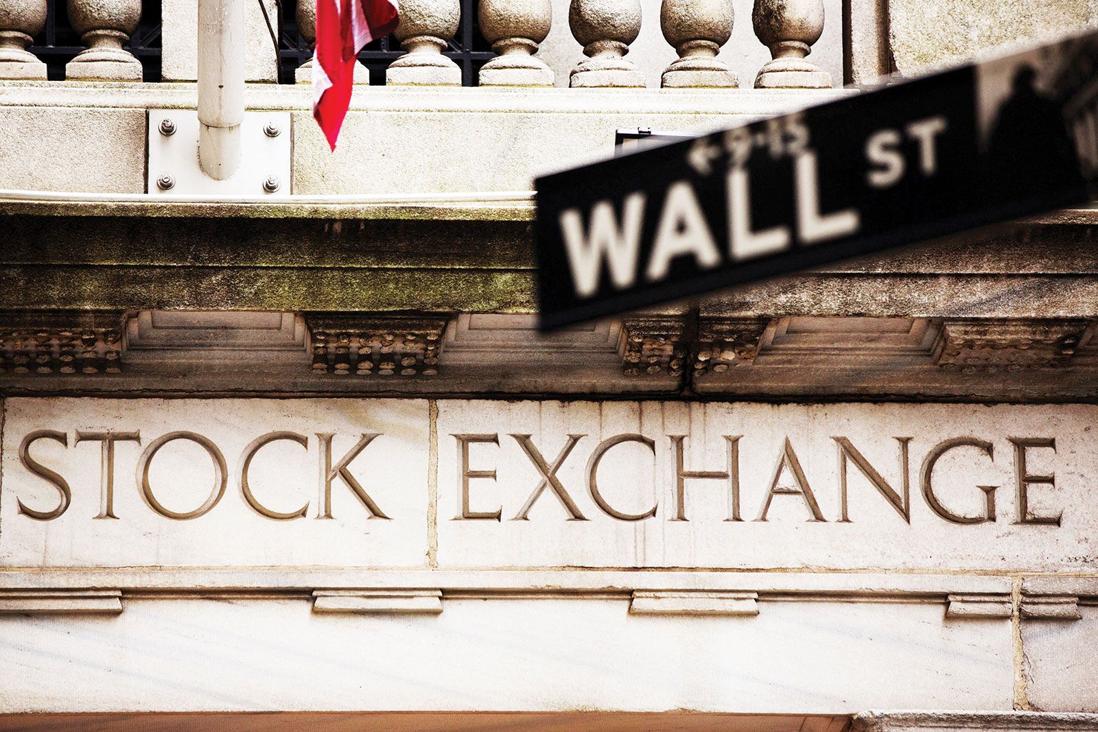 أسهم التكنولوجيا تقود ارتفاعات وول ستريت مع ترقب بيانات اقتصادية وأرباح شركات