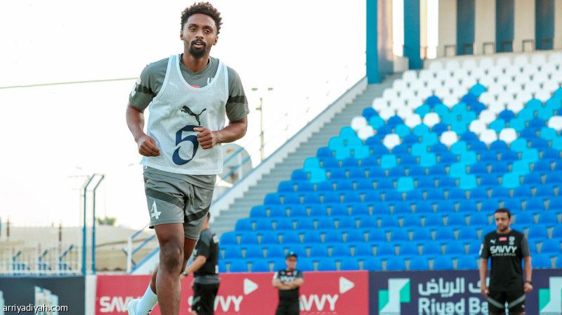 بعد 145 يوما..خليفة يظهر