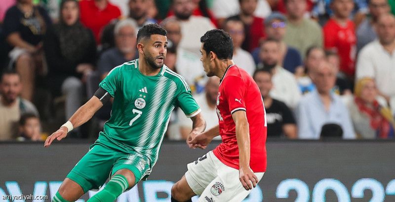 «قاتل» ينقذ الجزائر أمام مصر