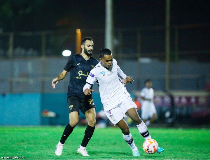 الشباب يخسر أمام هجر