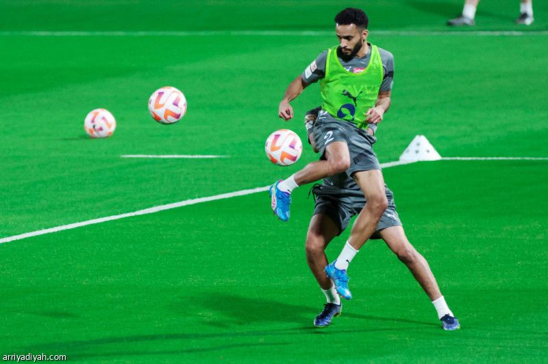 21 لاعبا يمنعون تجريبية الهلال