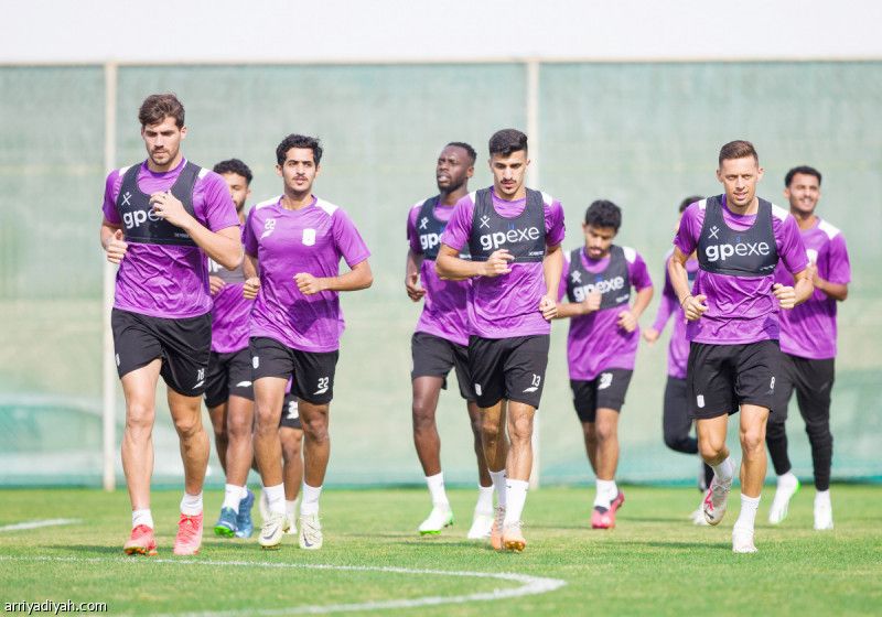 المناعي يصحّح أخطاء أبها