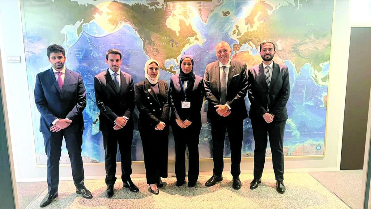 رحلة طلابية لمؤتمر قانون البحار