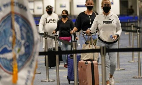 وصول عشرات الأمريكيين القادمين من إسرائيل إلى قبرص بحرا