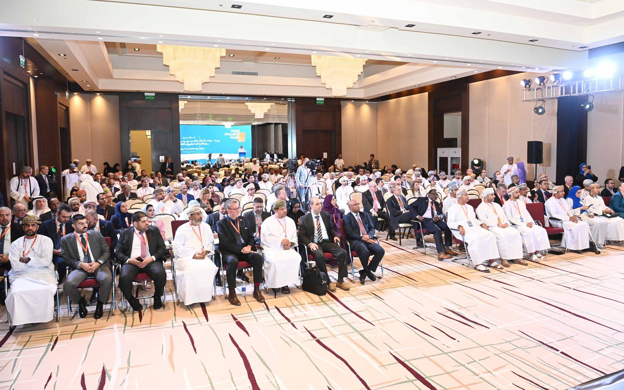 المنطقة الاقتصادية بالدقم تعزز مكانتها عالمياً في الطاقة النظيفة